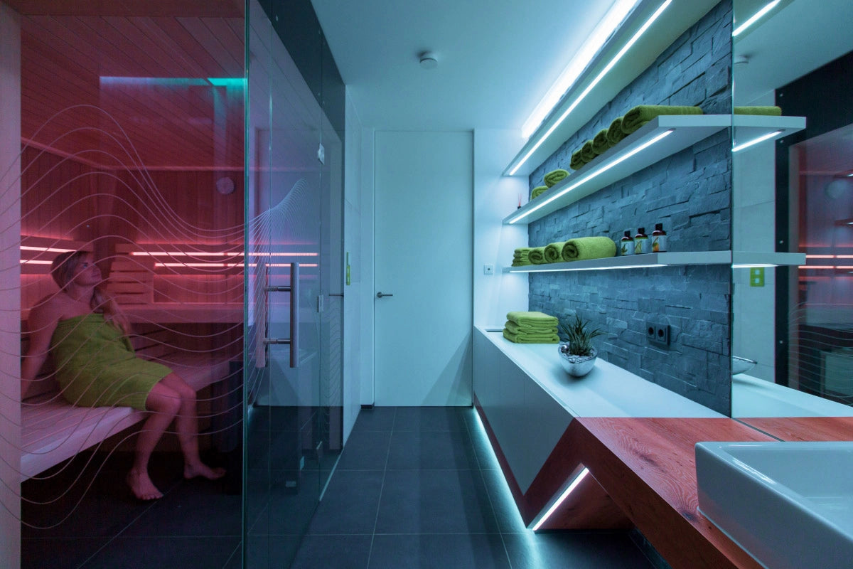 RGBW 24V Compact Dimmer Air